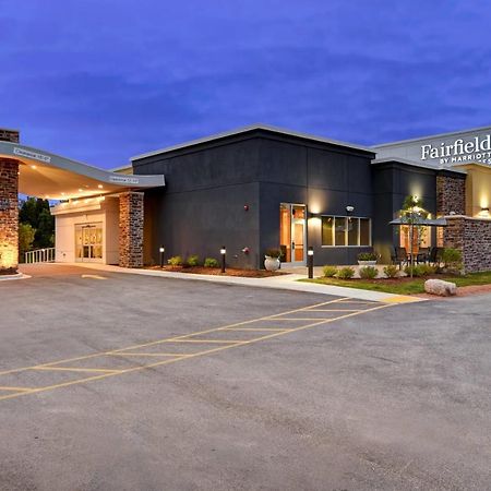 Fairfield Inn & Suites By Marriott Milwaukee North Glendale Exterior foto